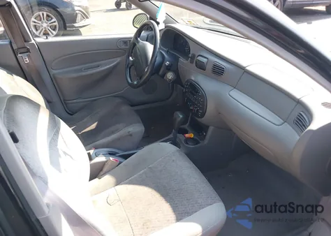 1999 Ford Escort Se from USA, damaged, VIN 1FAFP13P2XW135854